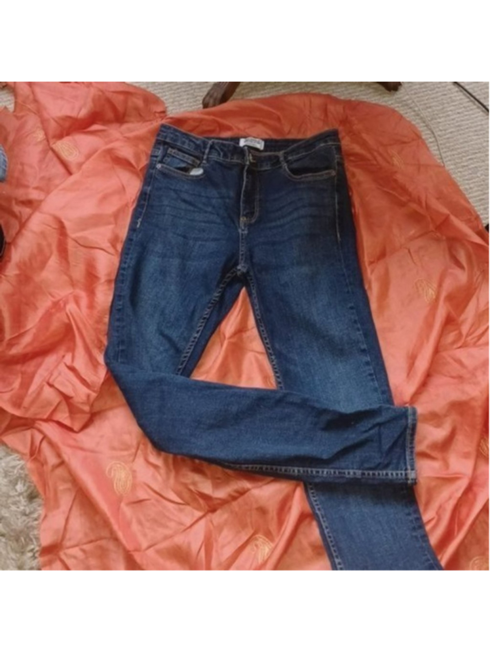 Zara trafaluc jeans 32 inch‎ waist